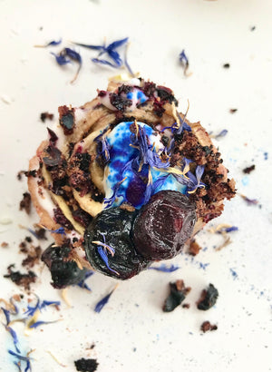 VEGAN BANANA CINNAMON ROLLS